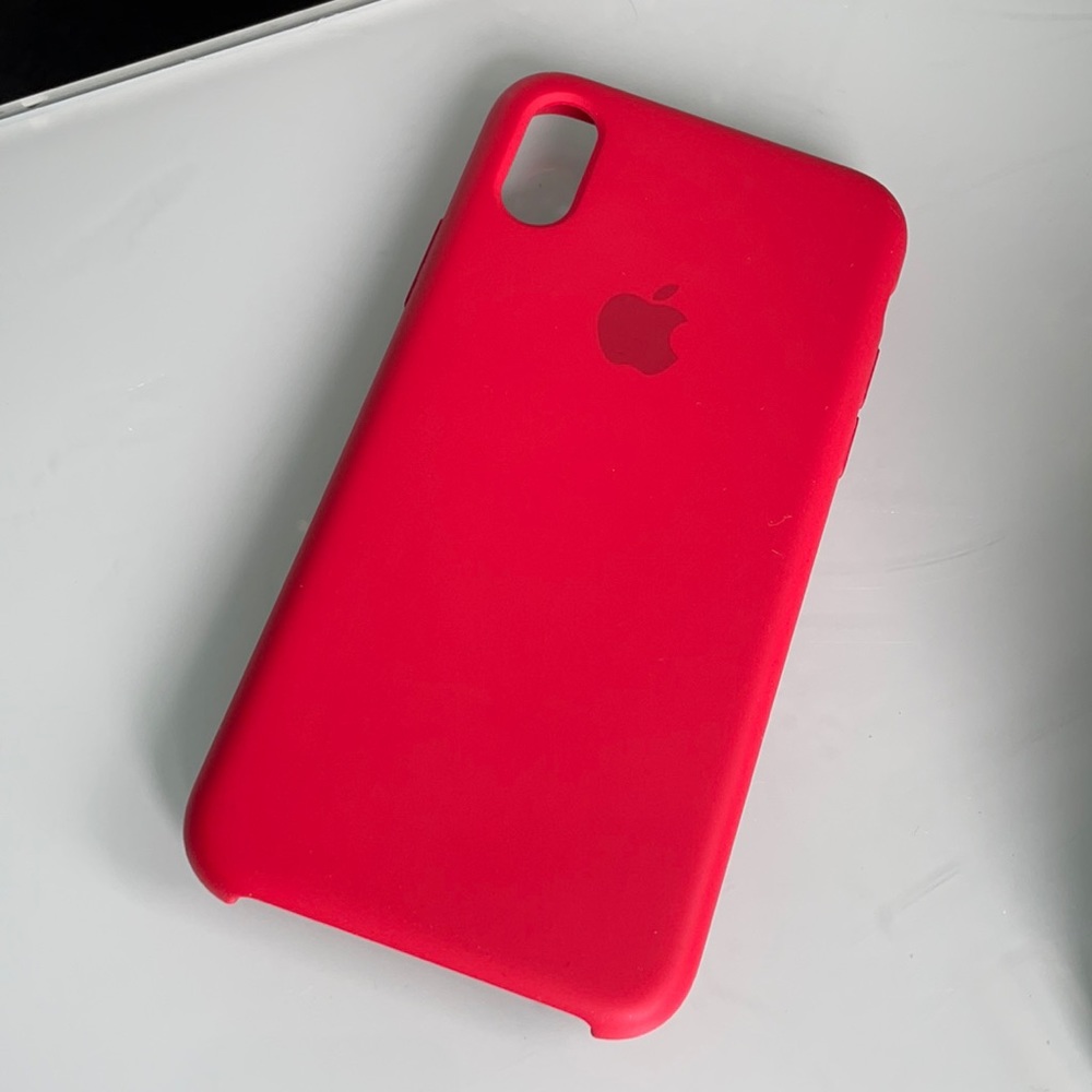 IPhone XS red silicone apple phone case